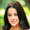 Evelin Stone