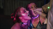 Curvy lesbians try oral perversions in unique lezzie kinks