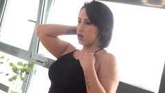 MILF with nice boobies is happy to screw an Indian soldier