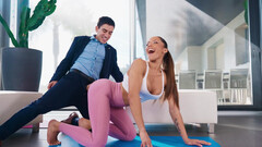 Horny broker falls for his babysitter's bubble butt