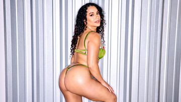 Curly and curvy Brianna Bourbon gets assfucked