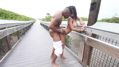 Miami public fuck with a big ass babe who needs BBC